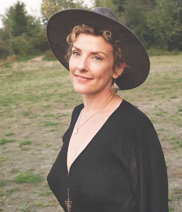 Hair Stylist Erin Elliott